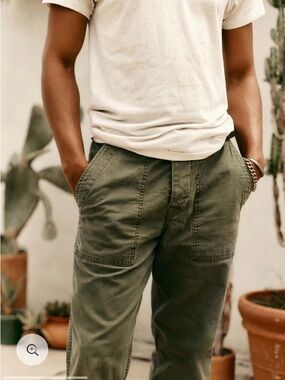 Imogene & Willie Men’s Oliver Military Trouser, Olive, size 28